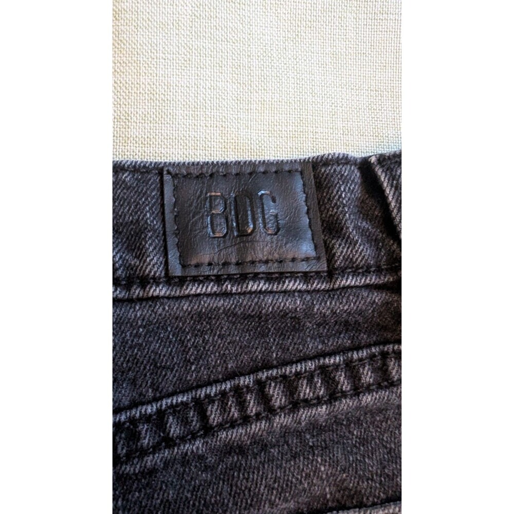 BDG Girlfriend High Rise Black Cut-Off Jean Shorts Womens 27 - Picture 5 of 10